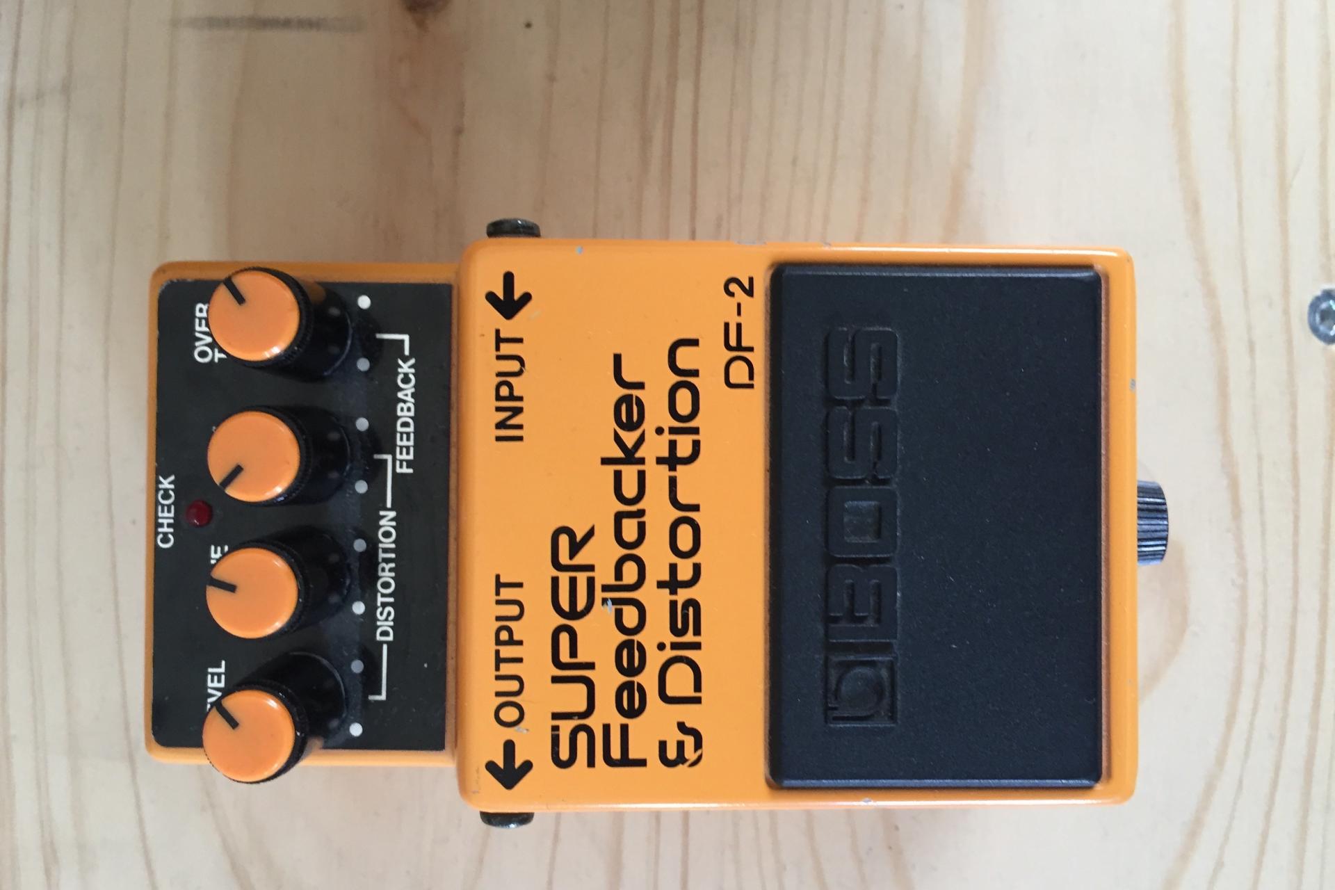 Boss DF-2 Super Feedbacker & Distortion Effect Pedal | smem